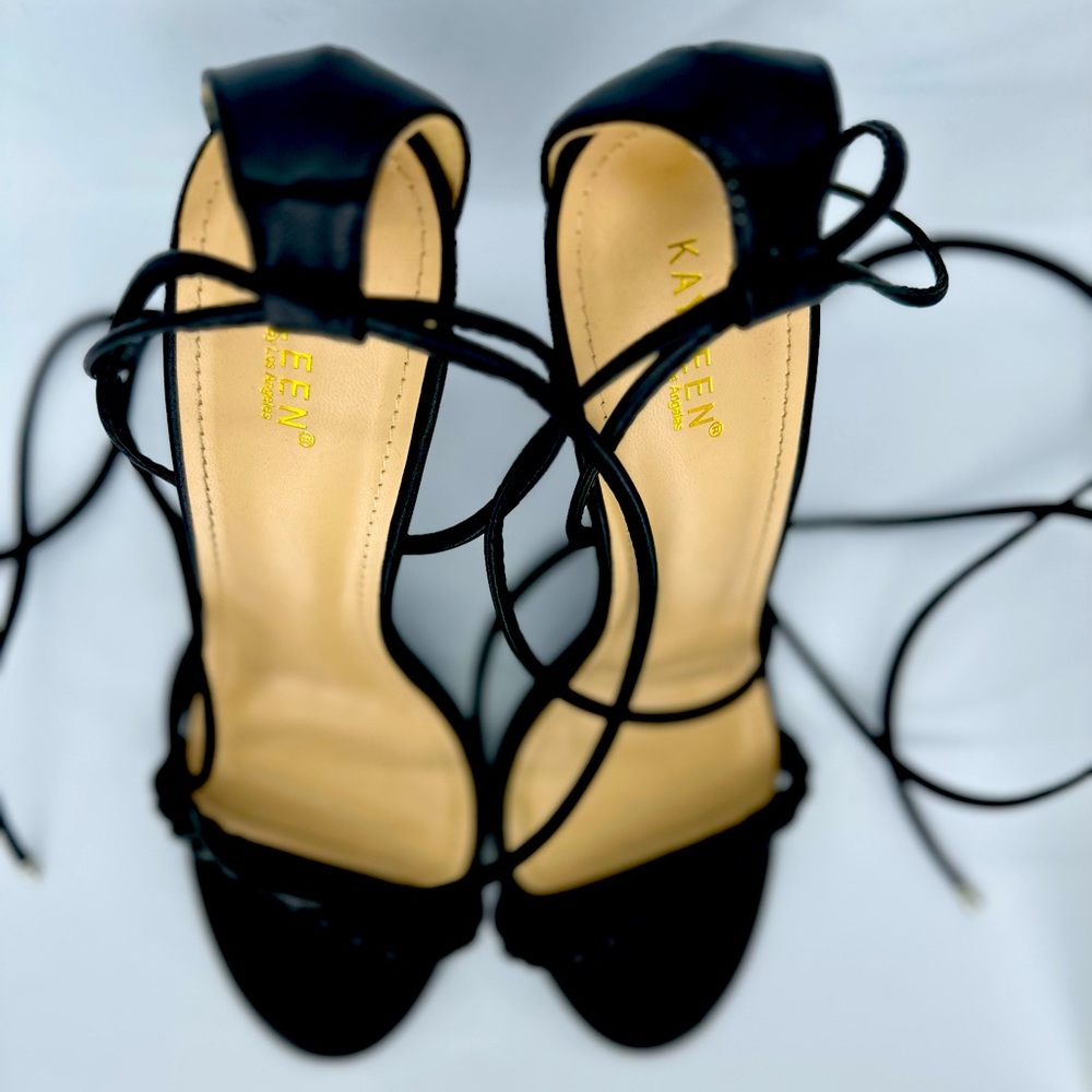 KAYLEEN by Los Angeles Black Wrap Heels. Size 10 - Picture 5 of 16